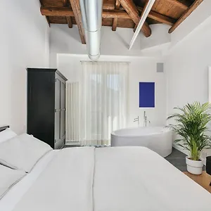 The Silver Lava - A Luxury Boutique , Catane Italie